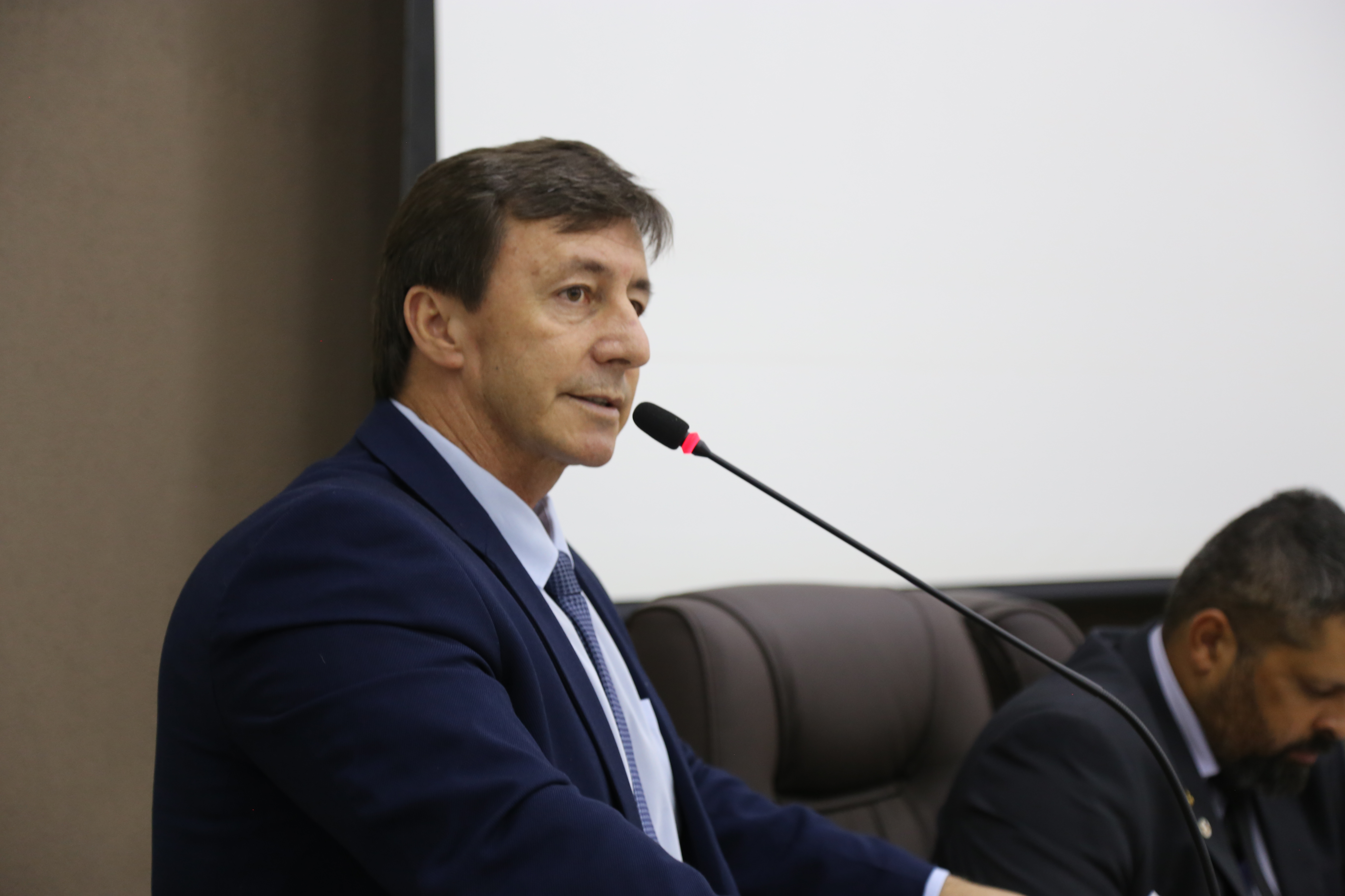 Debortoli defende demandas empresariais do LIC Norte