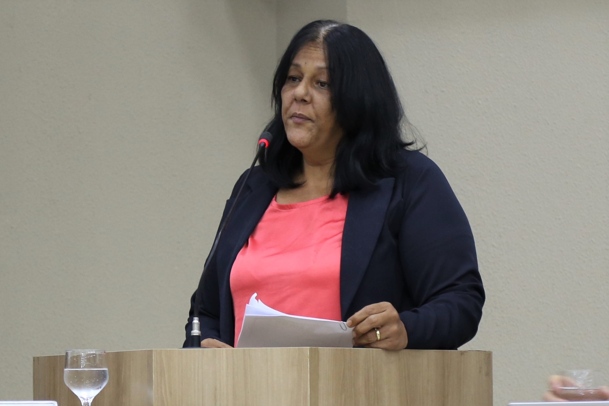 Maria José propõe a criação do Guia de Saúde na rede pública municipal