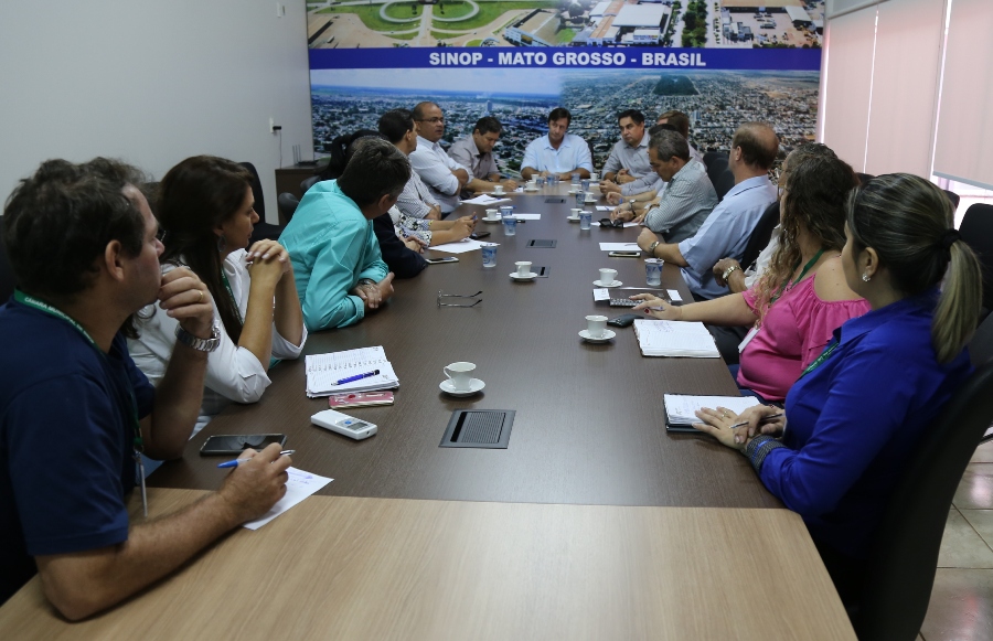 Reunião tem como foco sugestões e reformulação na administração do Sinop F.C 