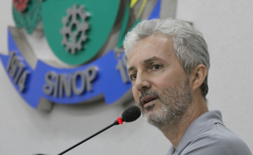 Secretário explica a vereadores situação da saúde pública de Sinop