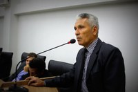 Vereador Carlão encaminha indicações voltadas para melhorias no trânsito