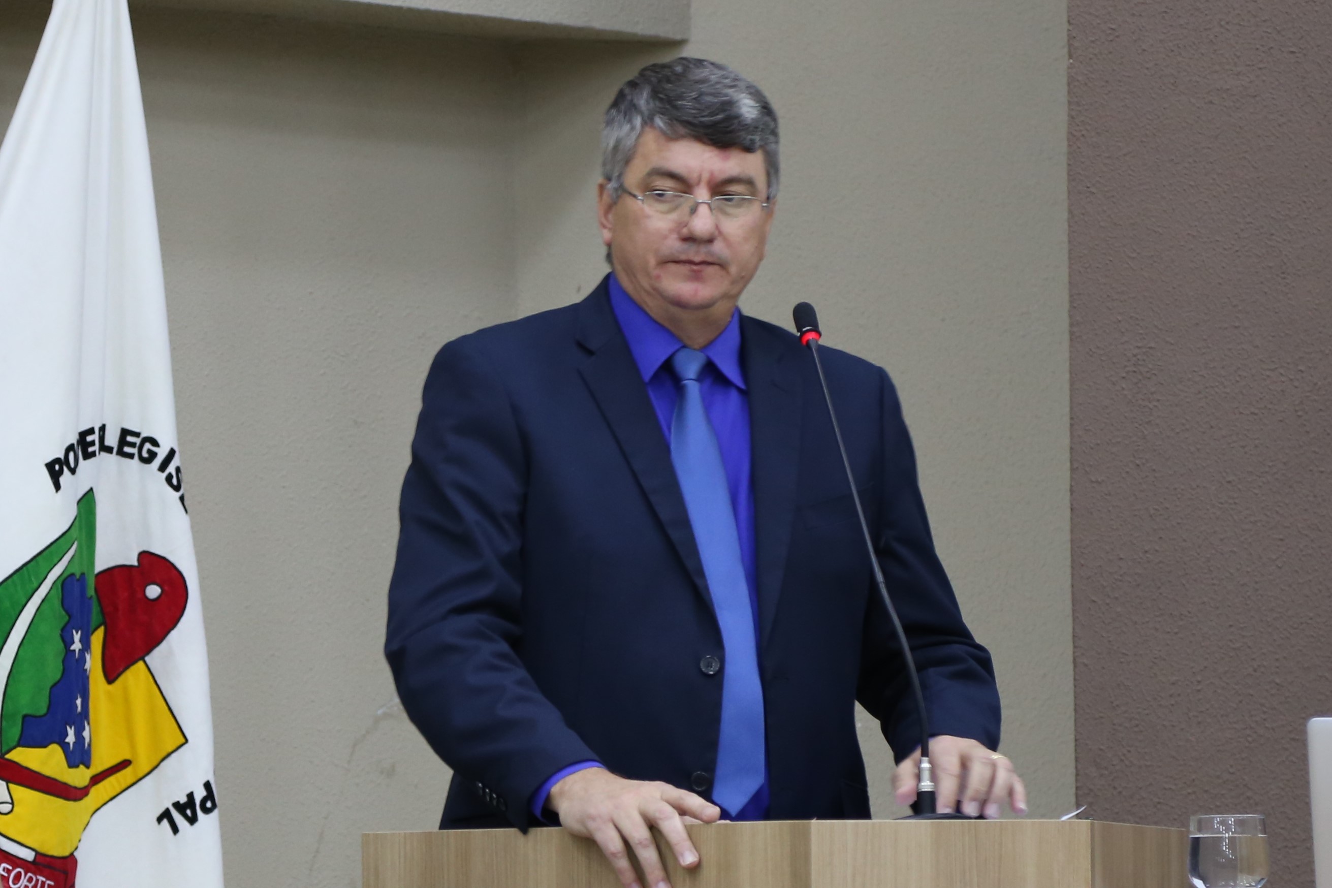 Visera concede título de cidadão sinopense à ex-presidente da CDL Sinop
